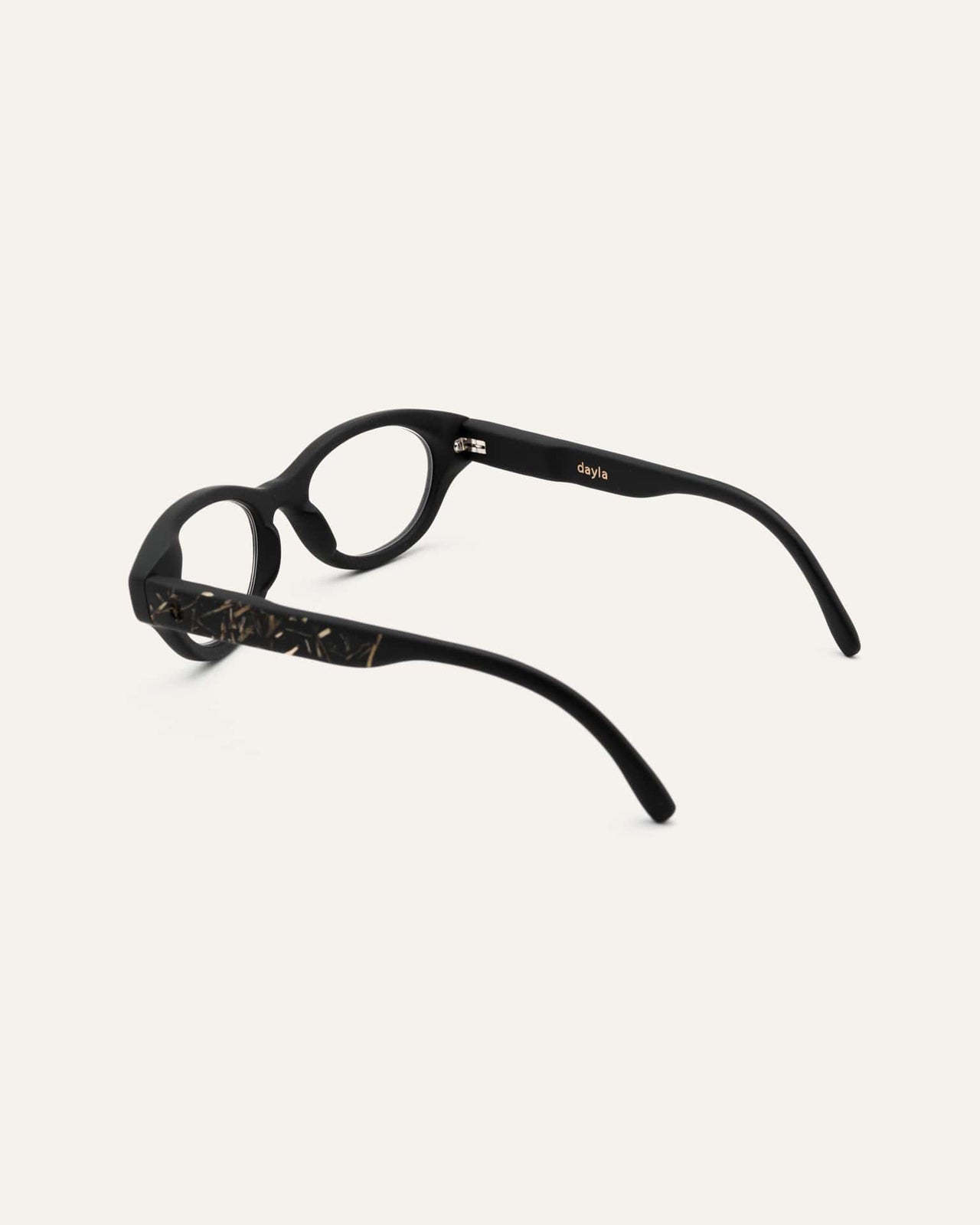 Laden Sie das Bild in den Galerie-Viewer, oval-shaped prescription coffee glasses