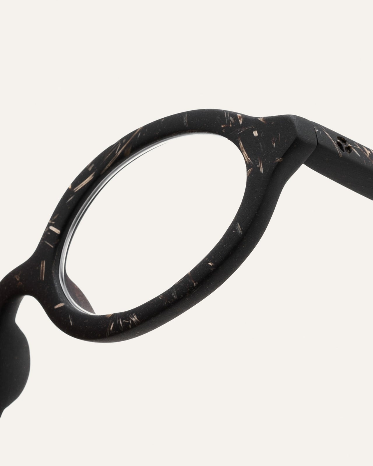 Laden Sie das Bild in den Galerie-Viewer, oval-frame eyeglasses