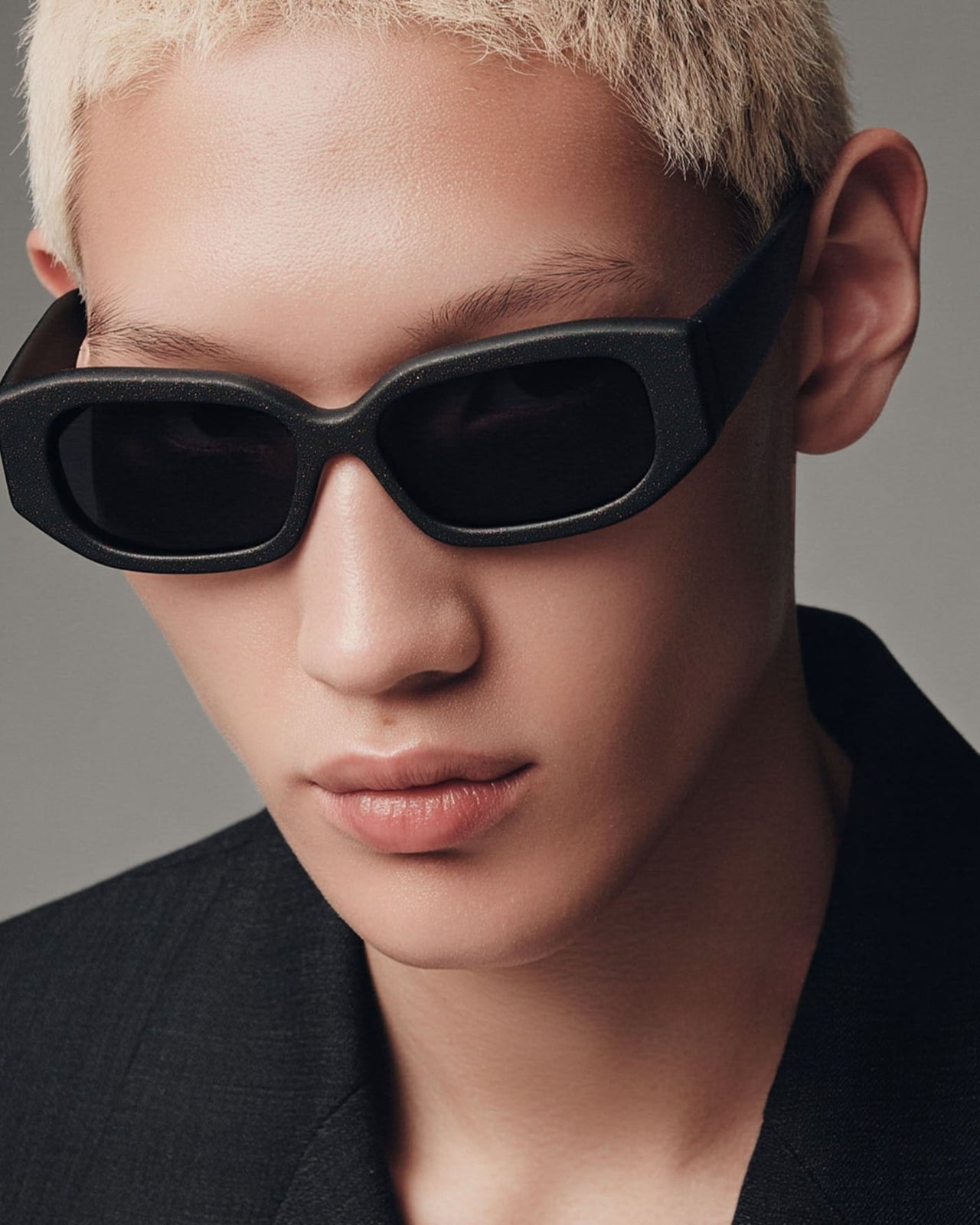 Load image into Gallery viewer, Metro
