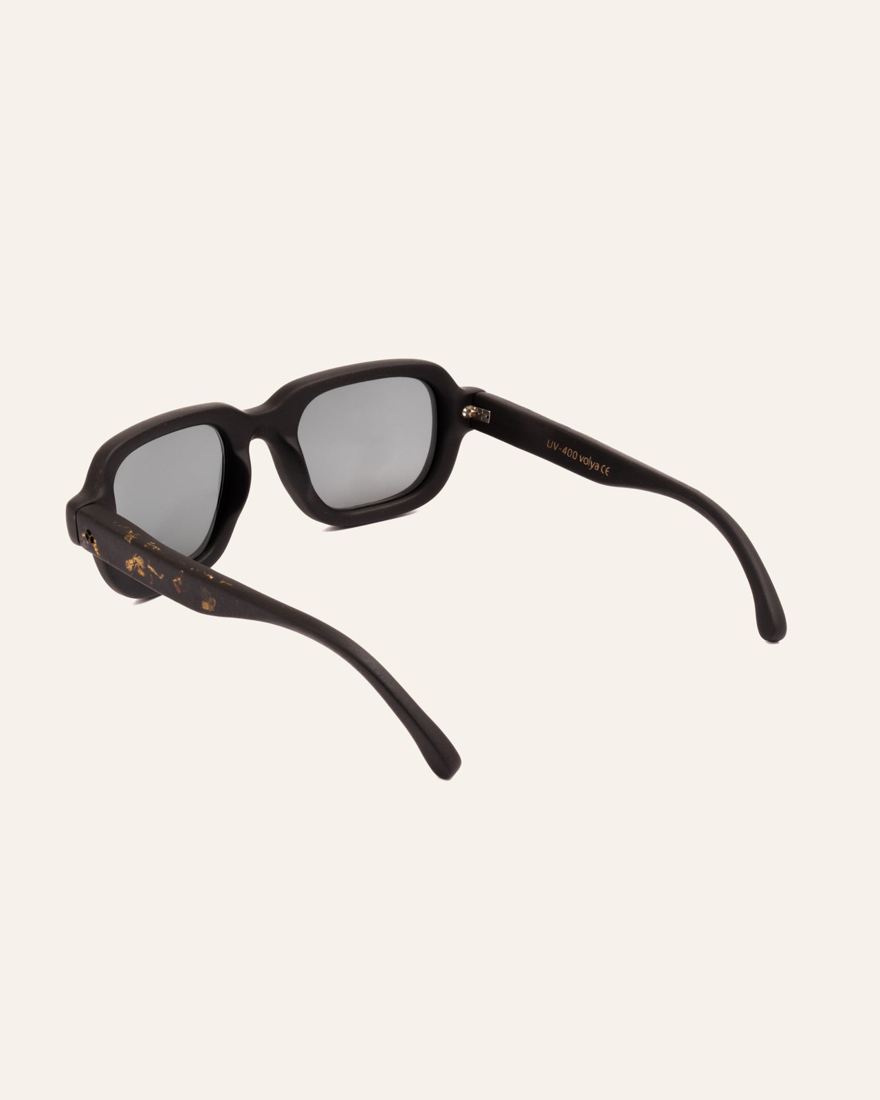 Load image into Gallery viewer, Side view of black bold natural material sunglasses
