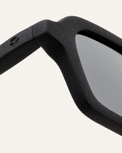 black frames sunglasses with UV400 filter