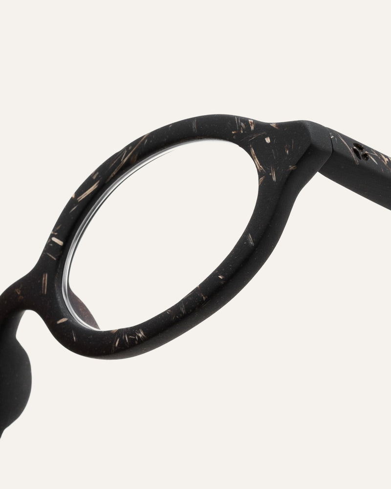 oval eyeglasses