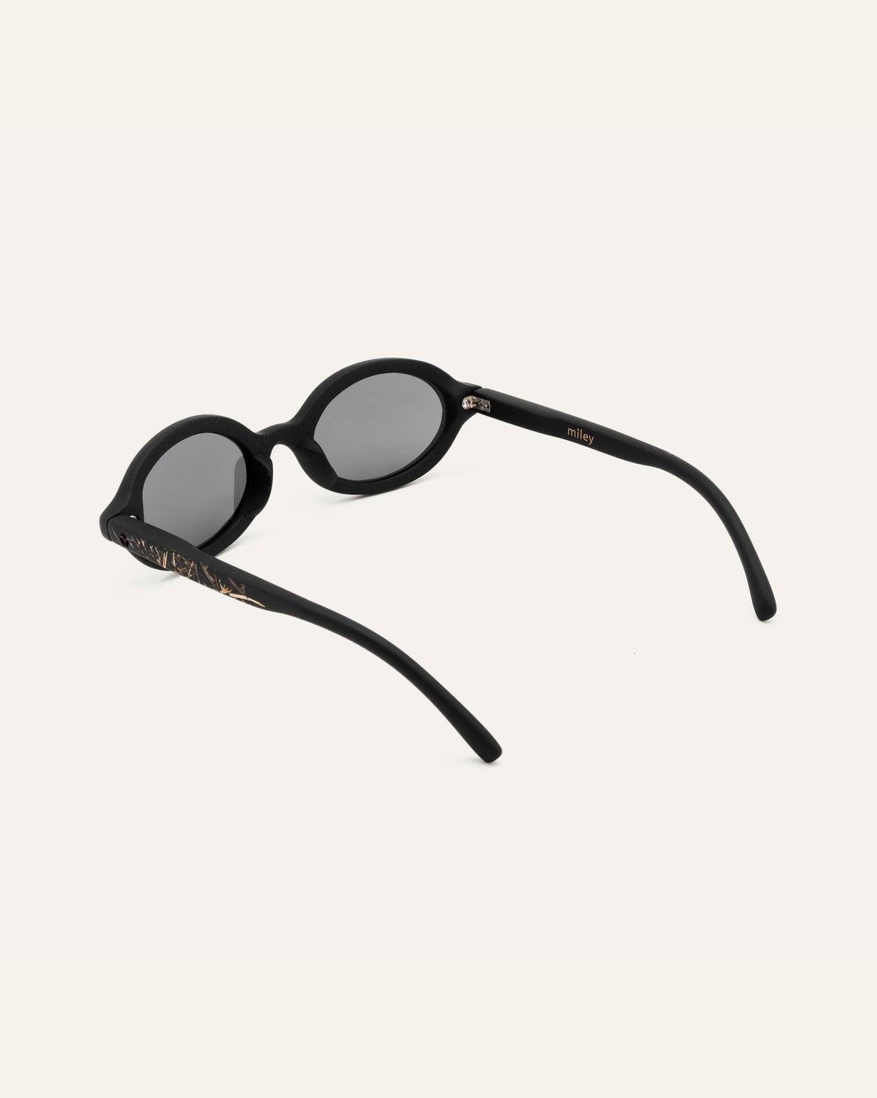 Load image into Gallery viewer, oval summer glasses

